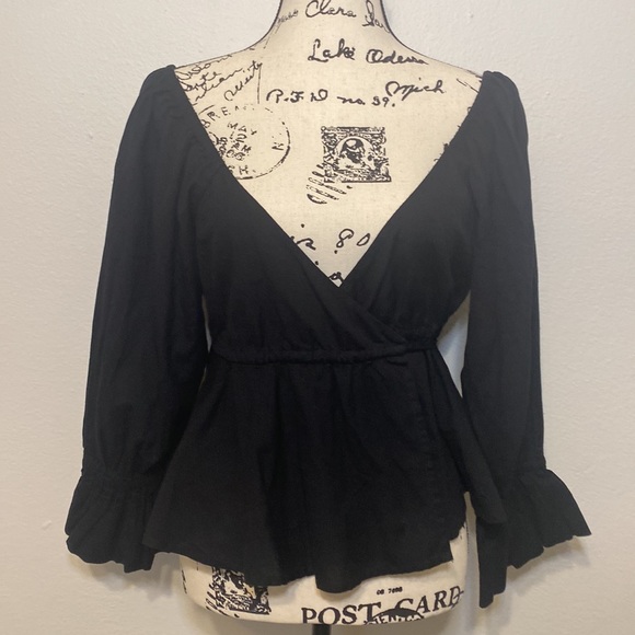 Free People Lykka Convertible Wrap Top Bell Sleeve Black XS NEW - Picture 3 of 7